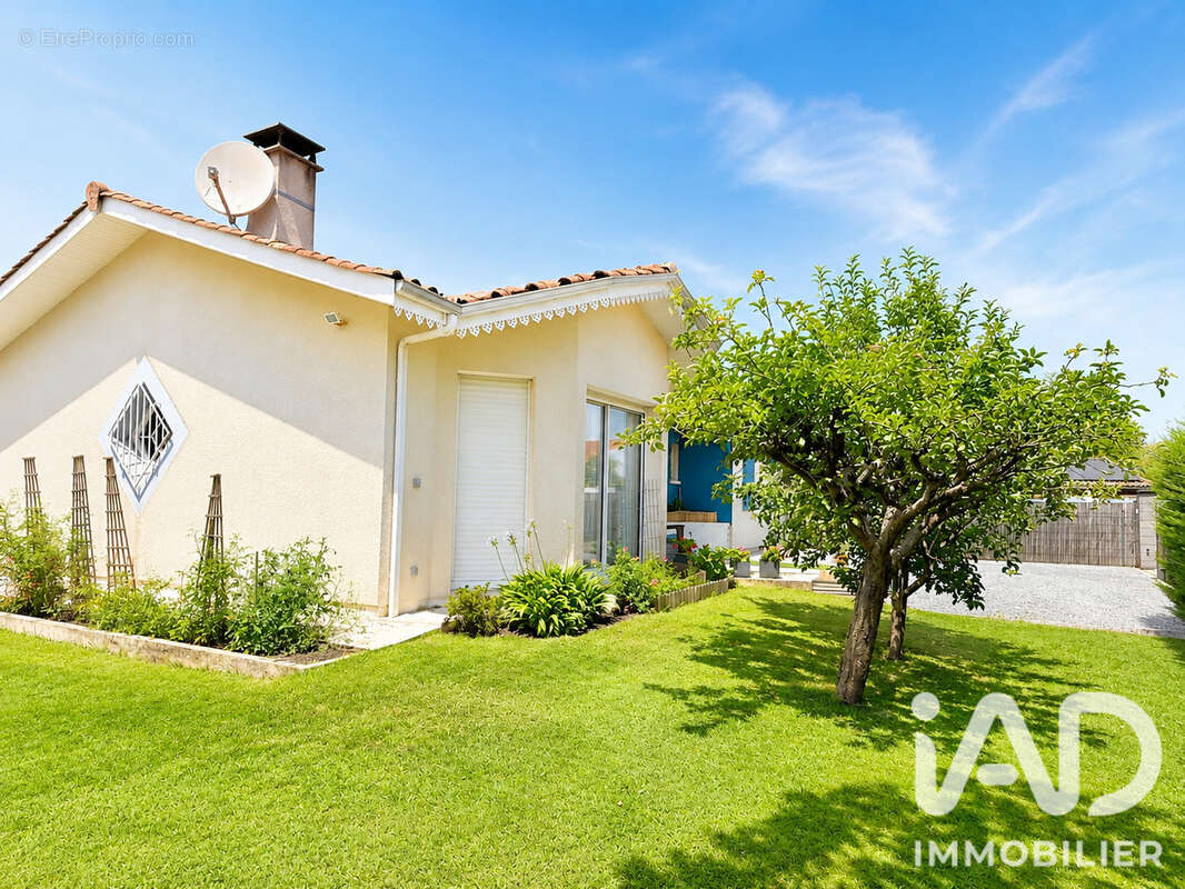 Maison 125 m² à Gujan-Mestras  - photo 3