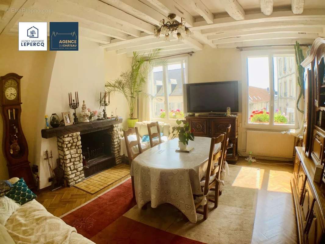 Maison à VILLERS-COTTERETS