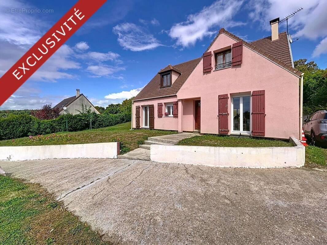 Maison à BEZU-SAINT-ELOI