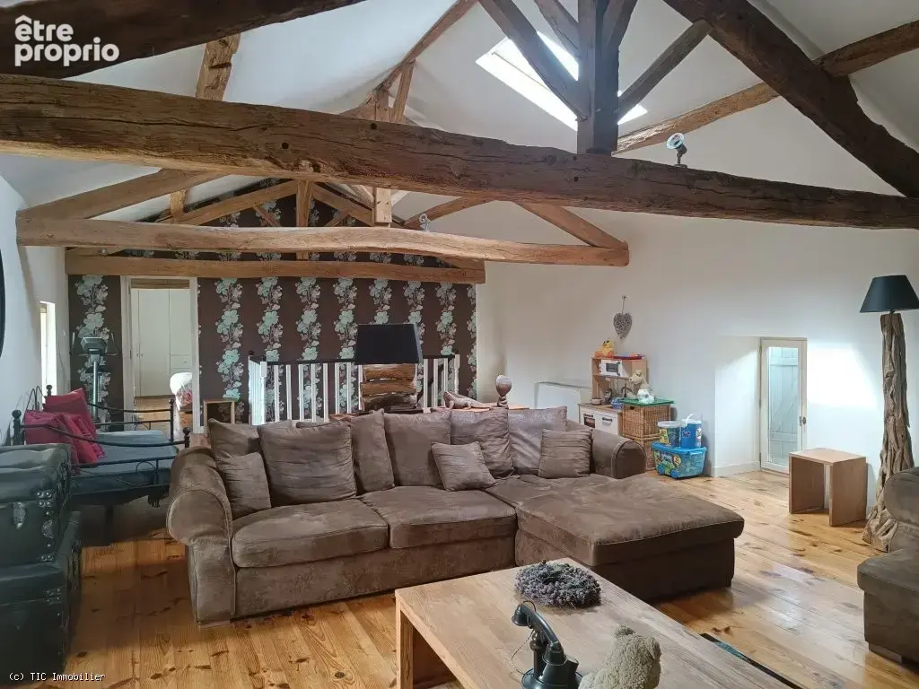 Très Belle Maison Ancienne de 3 Chambres avec Piscine et Terrain de Plus d'Un Hectare - photo 20