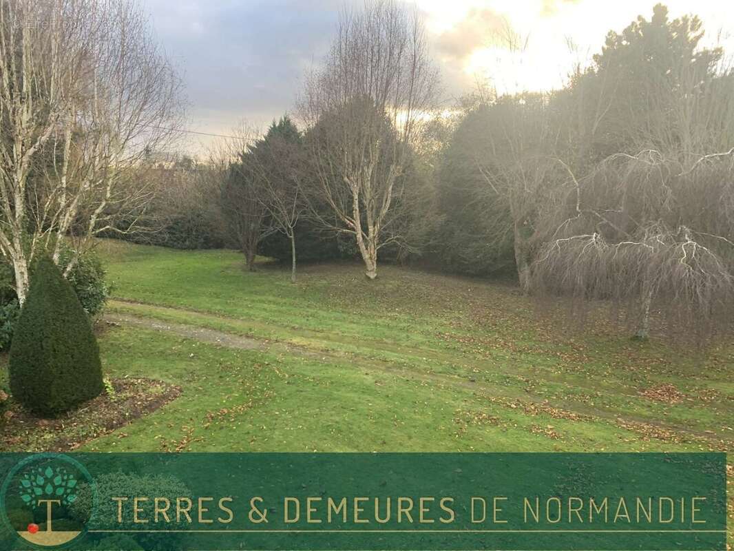 Maison à PONT-L&#039;EVEQUE