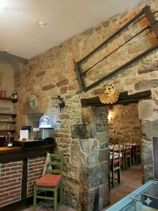 Saint-Céré : Fonds de commerce Pizzeria  - Emplacement Stratégique & Potentiel Inexploité - photo 7