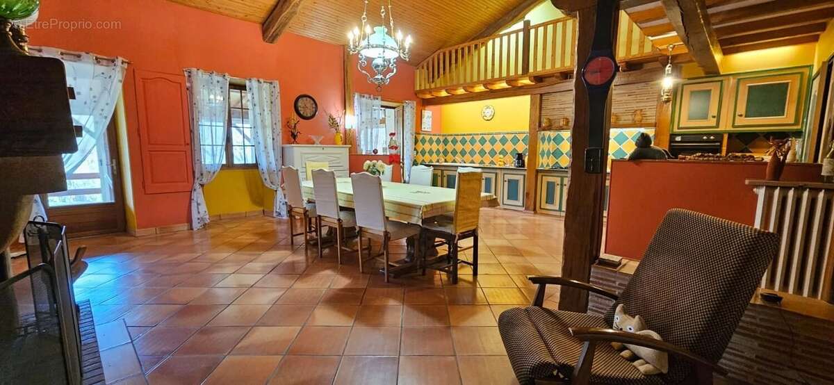 Maison à SAINT-PARDOUX-ISAAC