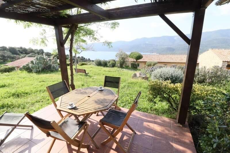 Exclusivité - T2 rénové, vue panoramique mer, montagne, en Corse du Sud (20) - photo 32