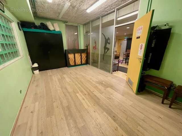 Commerce à PARIS-14E