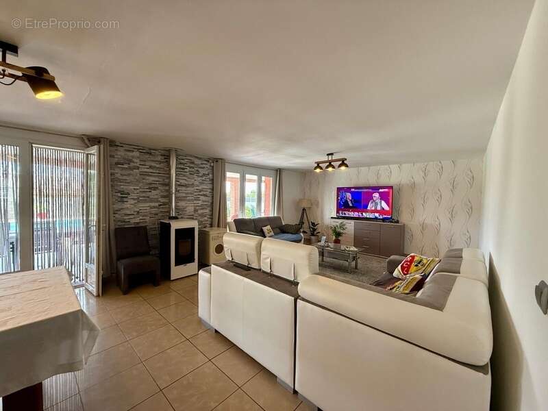 Maison à PEYRIAC-MINERVOIS