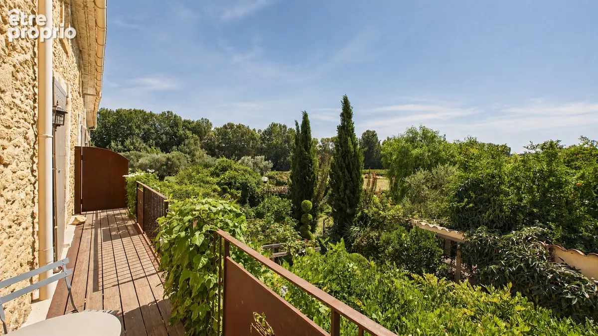 Domaine en pierre de 675 m² avec piscine sur près de 3 ha - Roquemaure - photo 19