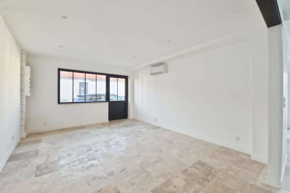 Appartement - photo 2