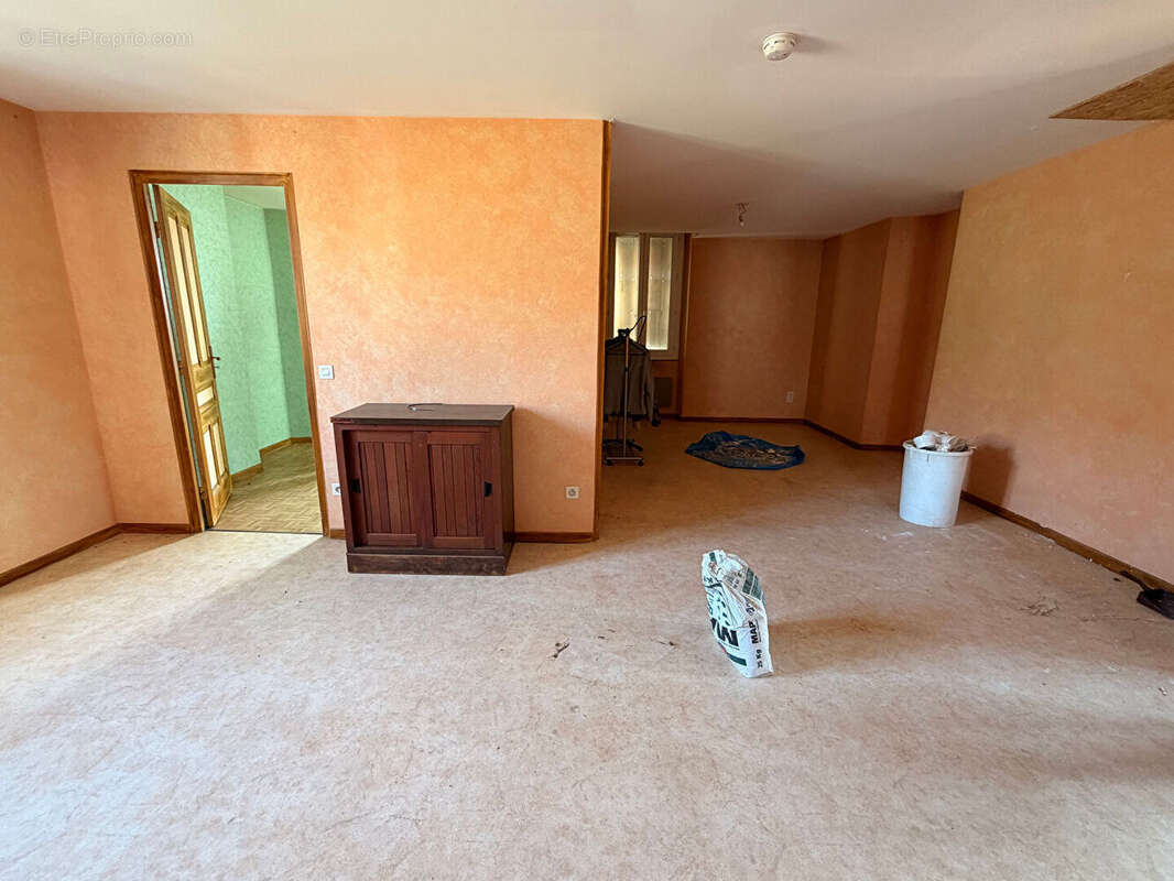 Appartement à SAINT-PIERRE-D'ALBIGNY