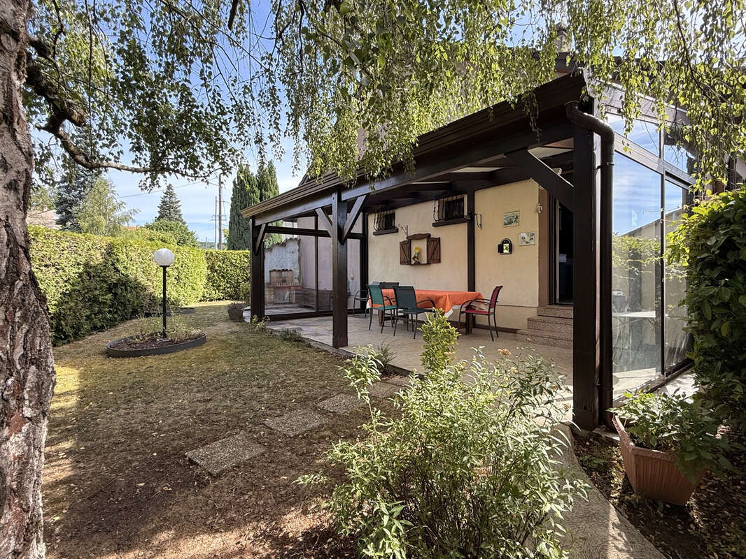 Maison à LESSY