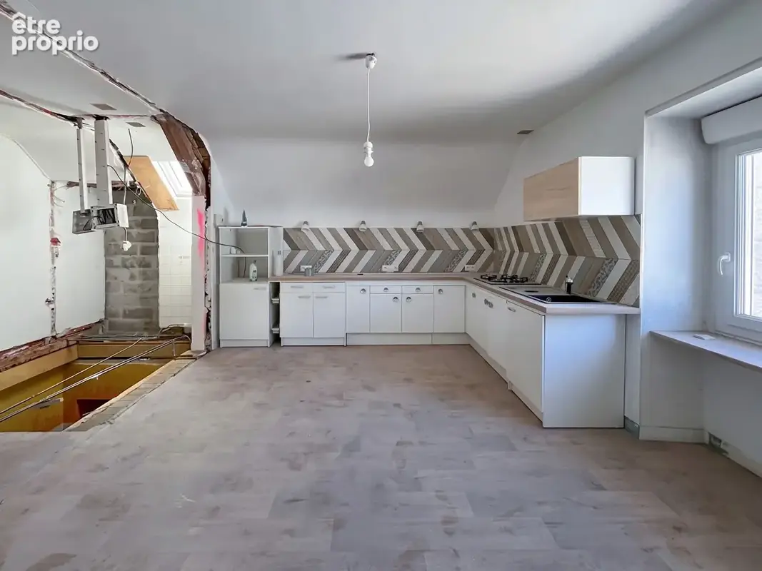 Secteur de Lodonnec, à 500m de la plage - bâtisse d'environ 233 m² - photo 11