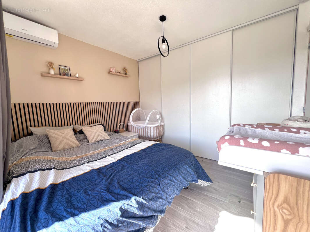 Appartement à MANDELIEU-LA-NAPOULE