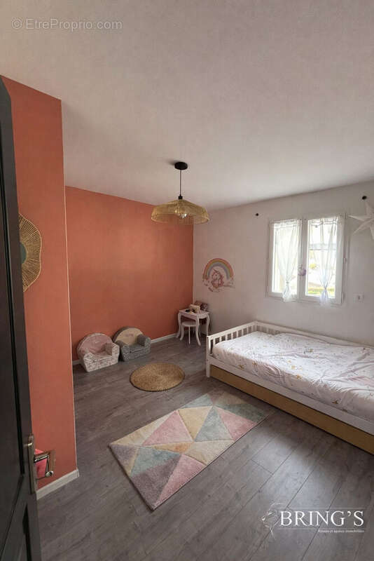 Maison à SAINT-JUST-MALMONT
