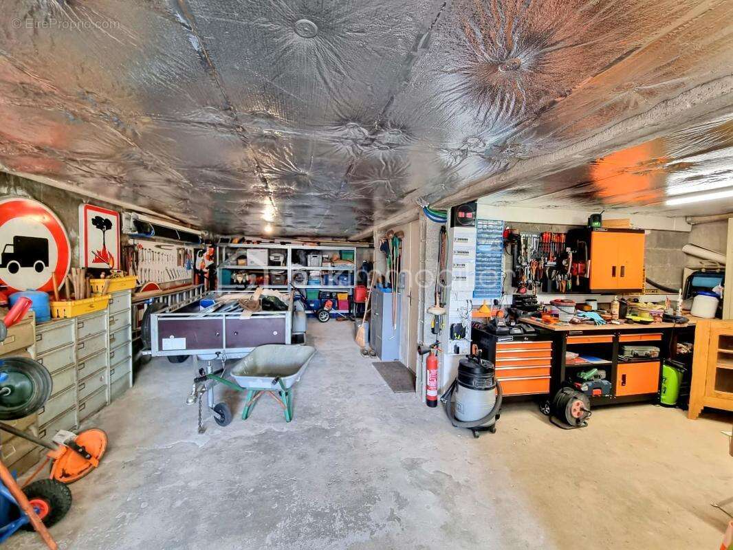 Maison à PLONEOUR-LANVERN