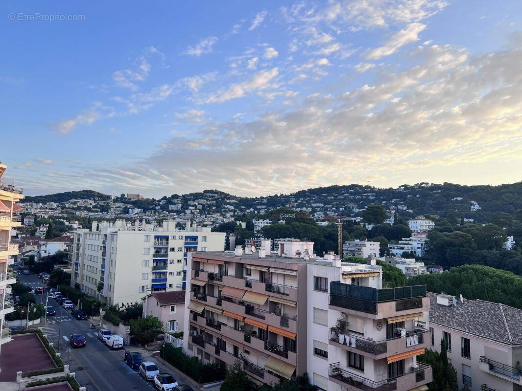 Appartement à LE CANNET