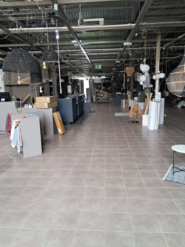 Commerce à EPINAL