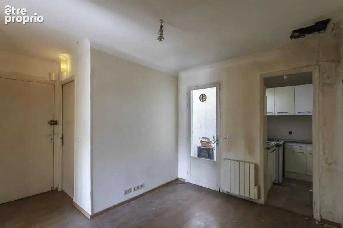 Appartement - 28 m² - Antibes (06) - photo 3