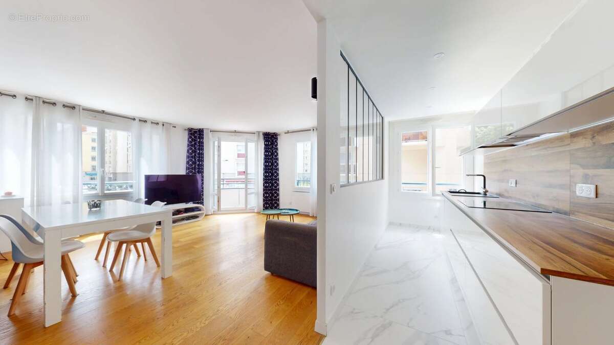 Appartement à LYON-6E