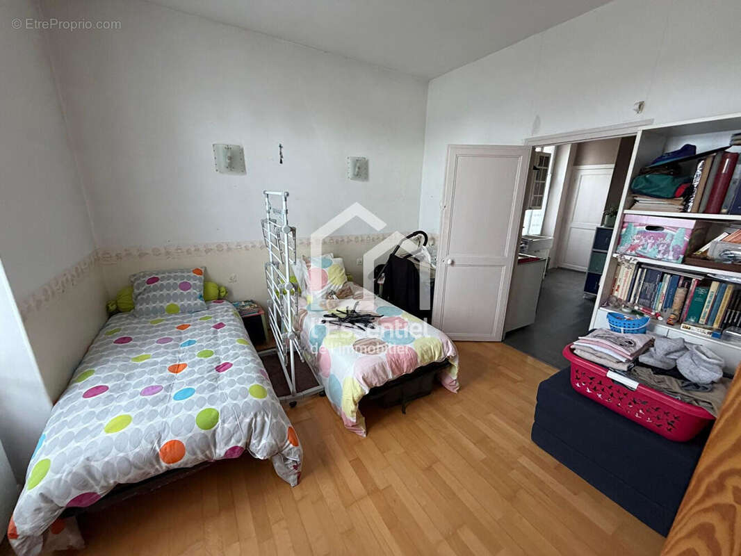 Appartement à VERNEUIL-SUR-SEINE