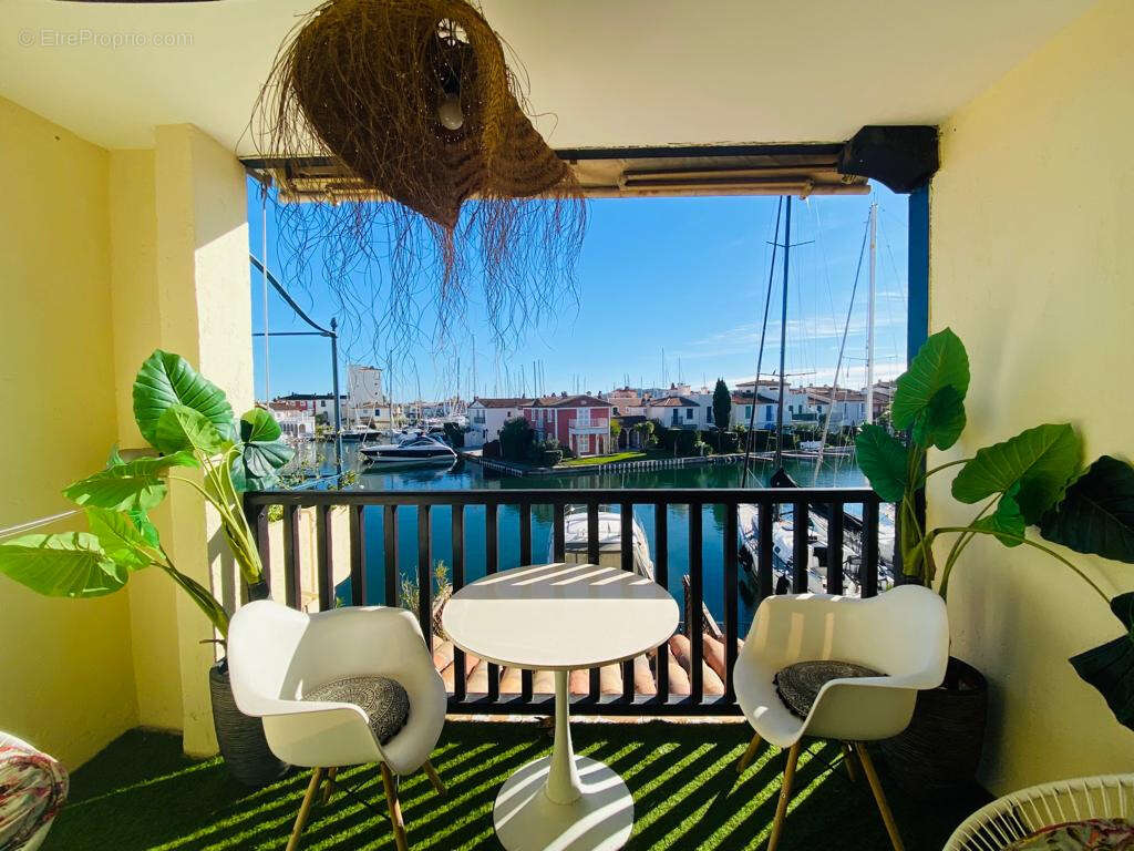 Appartement à GRIMAUD