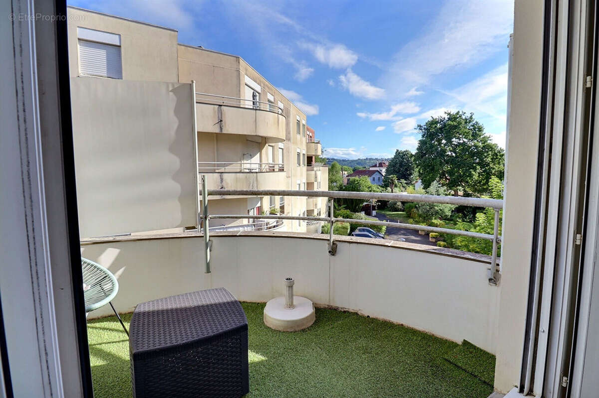 Appartement à BILLERE