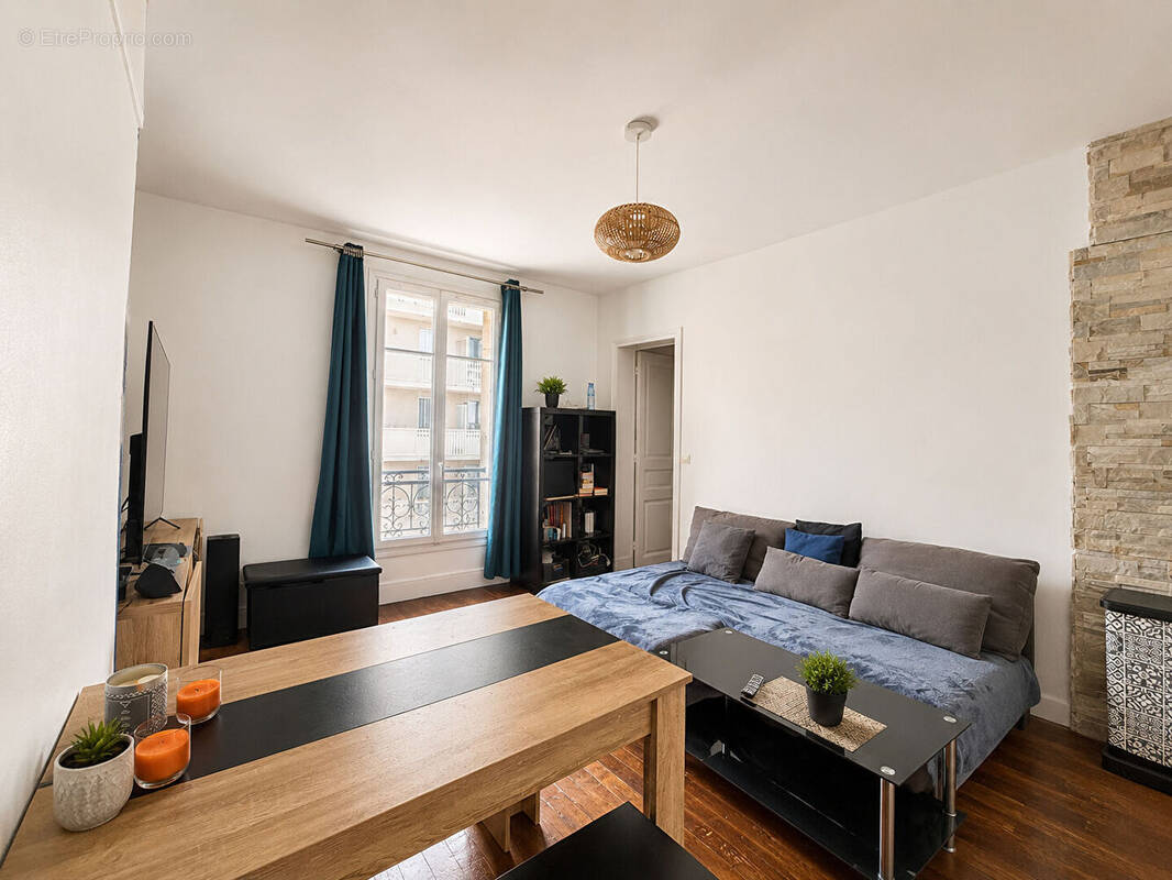 Appartement à PARIS-19E