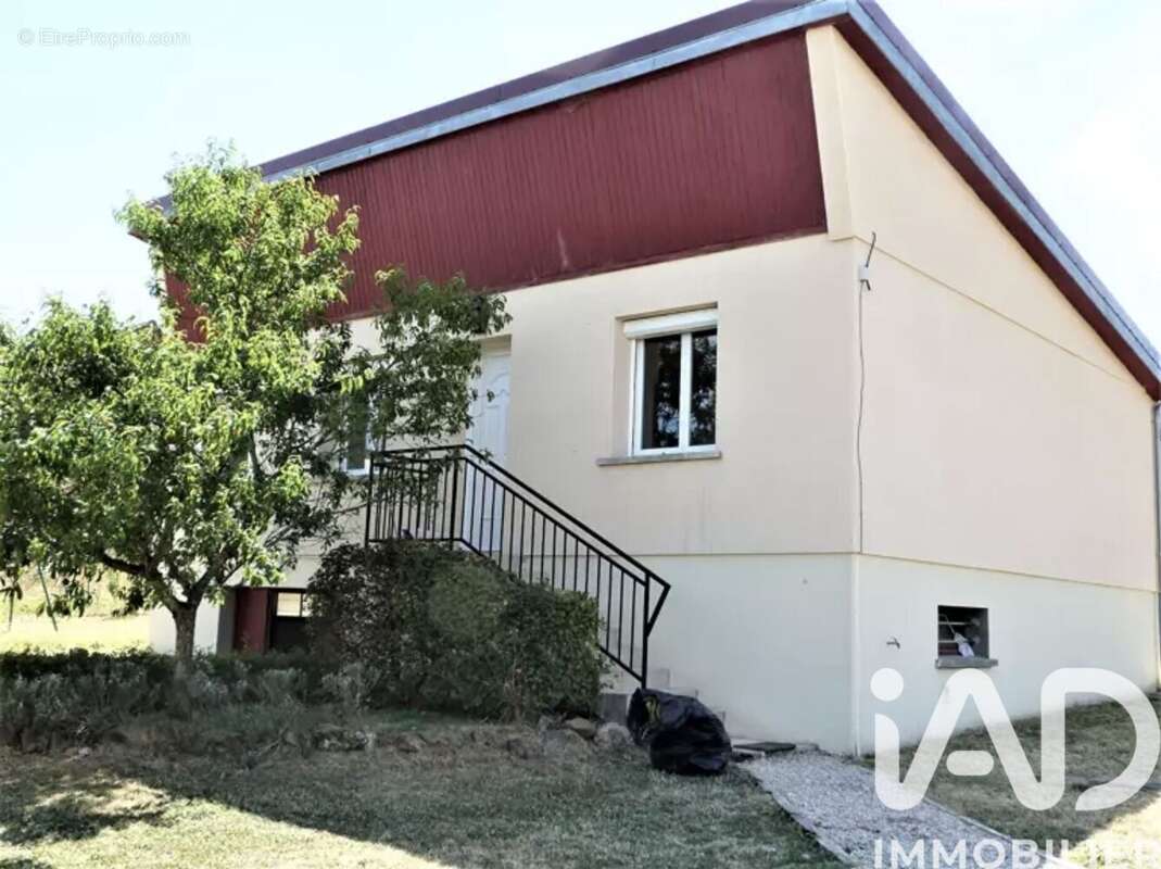 Maison 71 m² à Courtois-Sur-Yonne  - photo 2