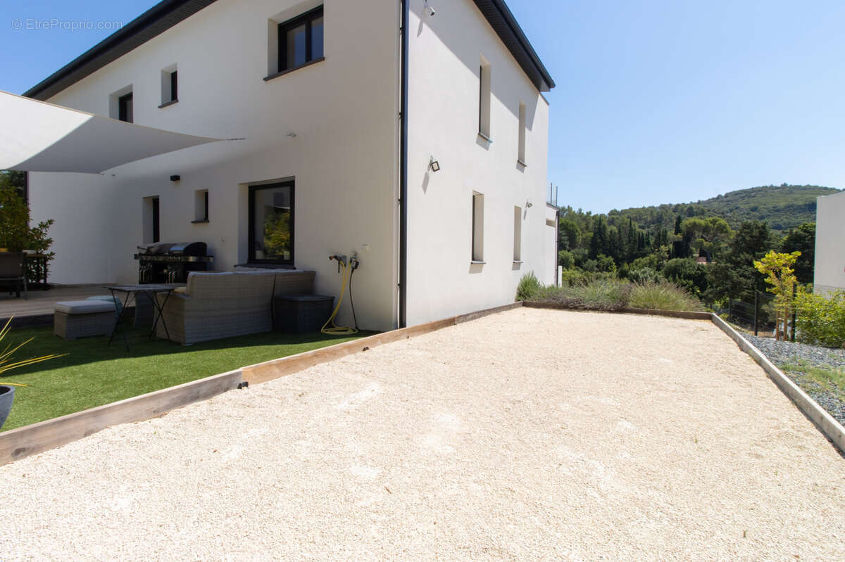 Maison à VILLENEUVETTE