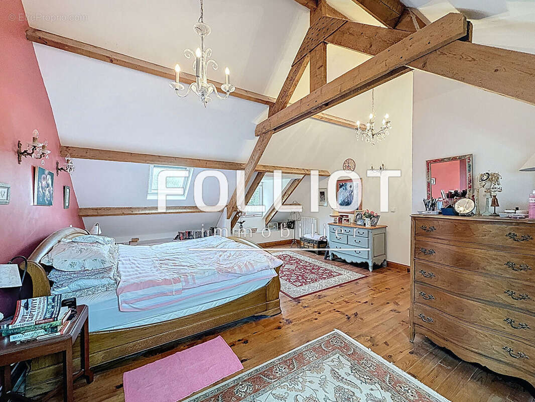 Maison à GOLLEVILLE