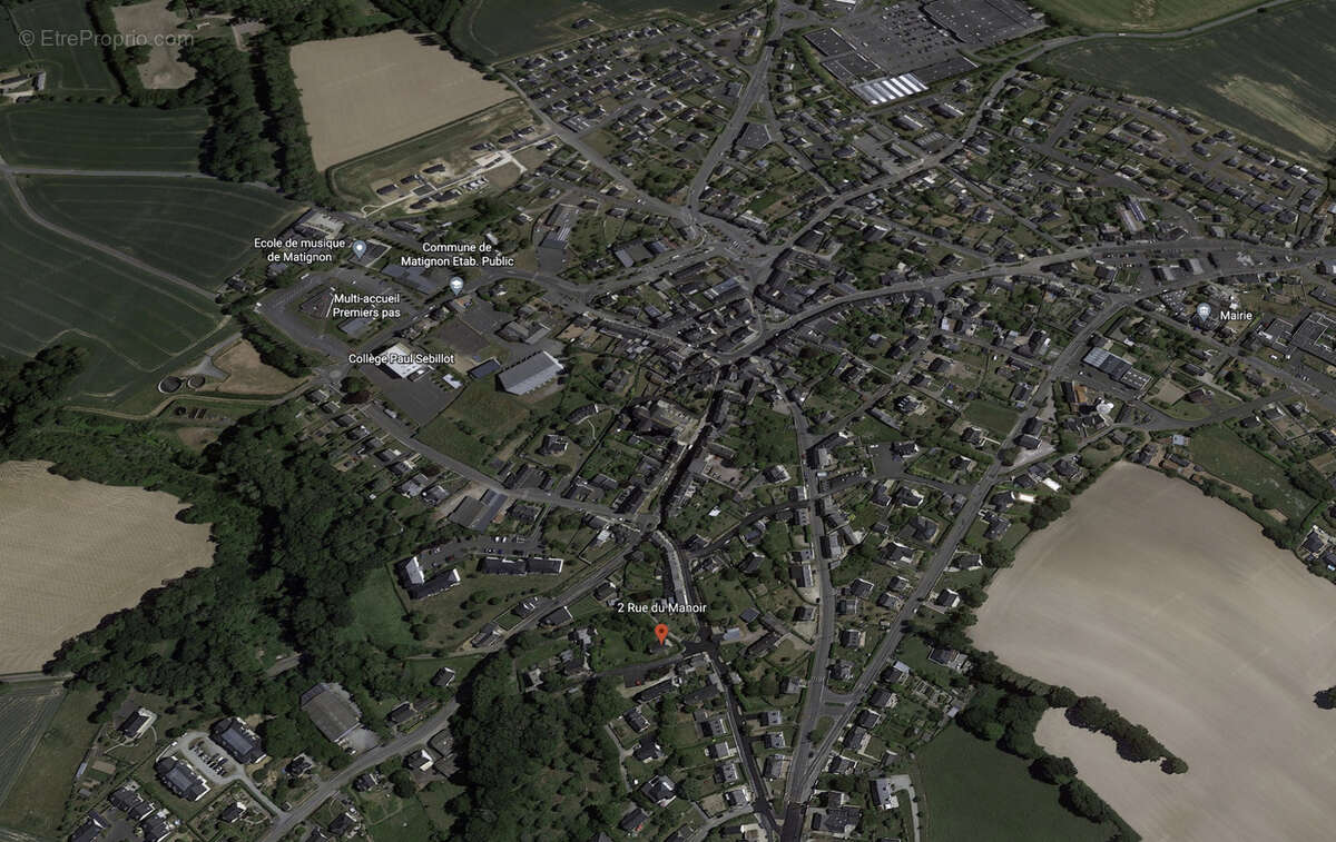 Terrain à MATIGNON
