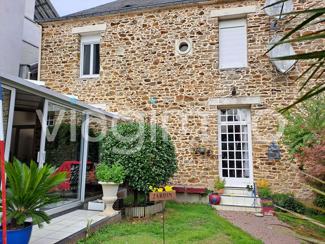 Maison à PONTCHATEAU