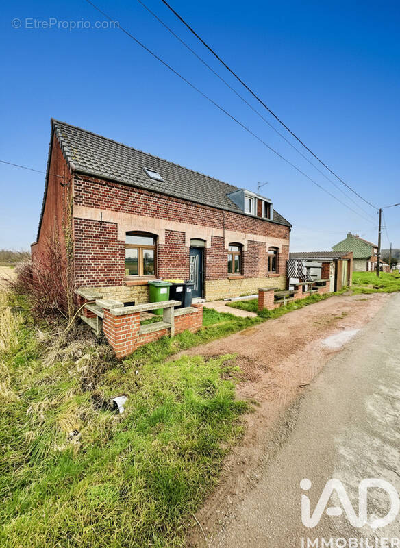 Photo 1 - Maison à LABEUVRIERE