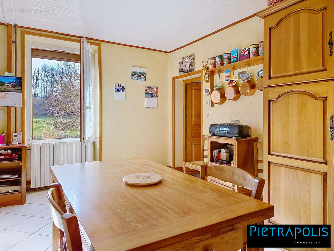 Maison à CHAUFFAILLES