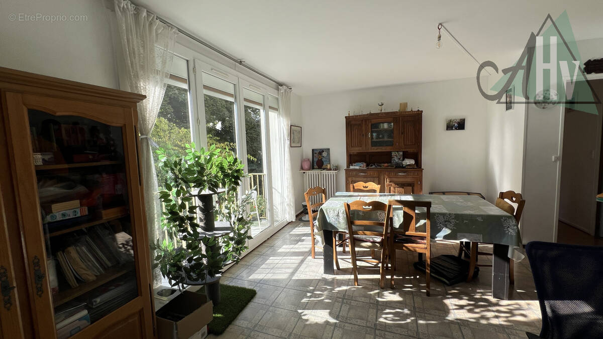 Appartement à AVON