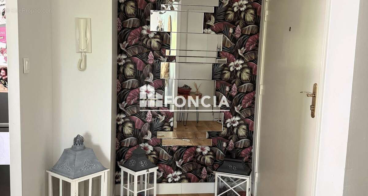 Appartement à CORBARIEU