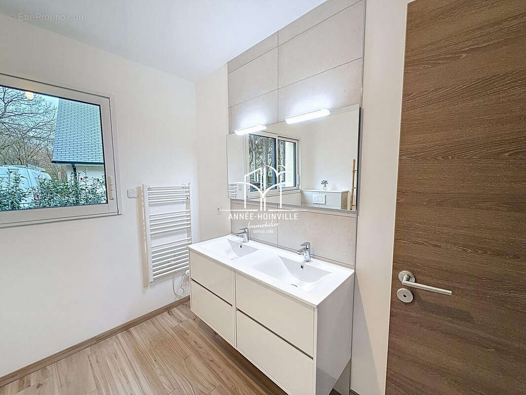 SDB - Maison à VILLERS-SUR-MER