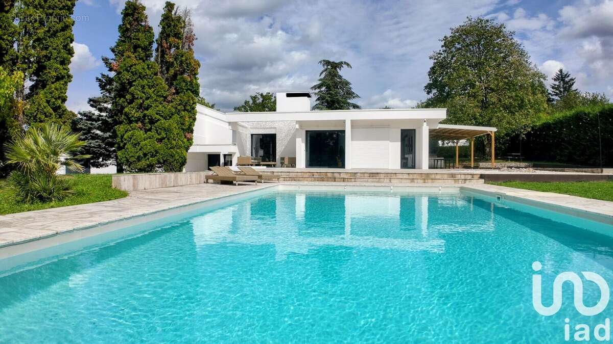 Photo 2 - Maison à SURY-LE-COMTAL