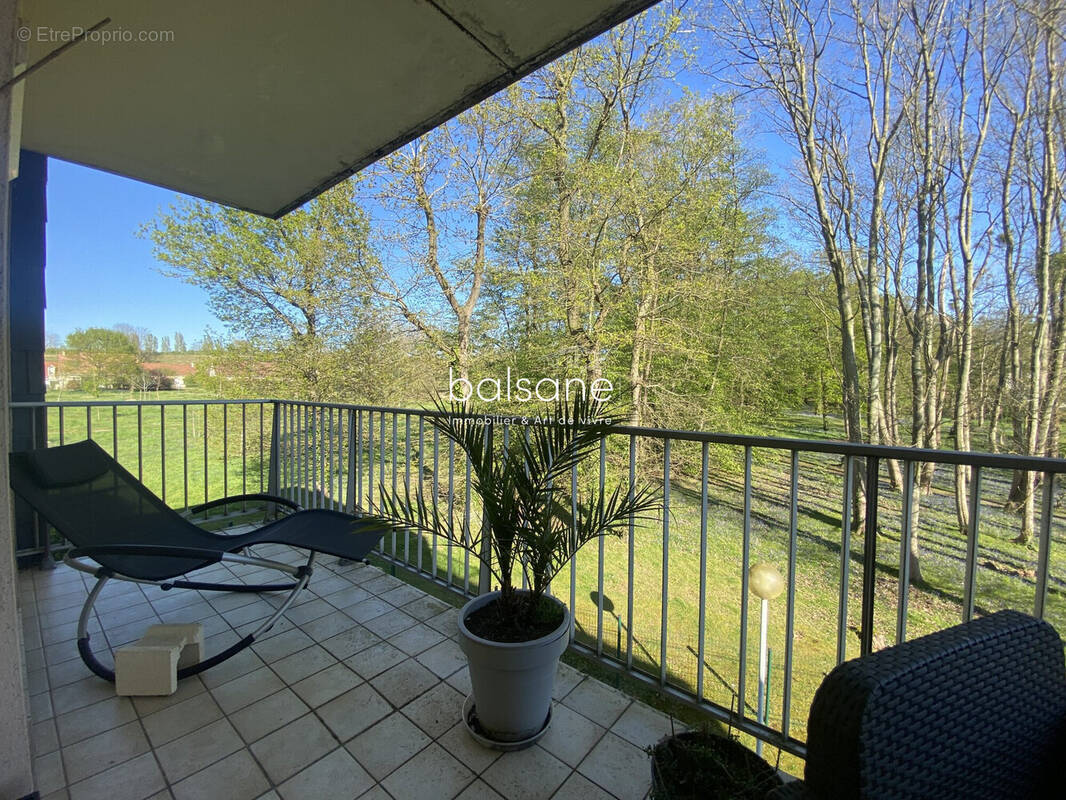 Appartement à PETIT-COURONNE