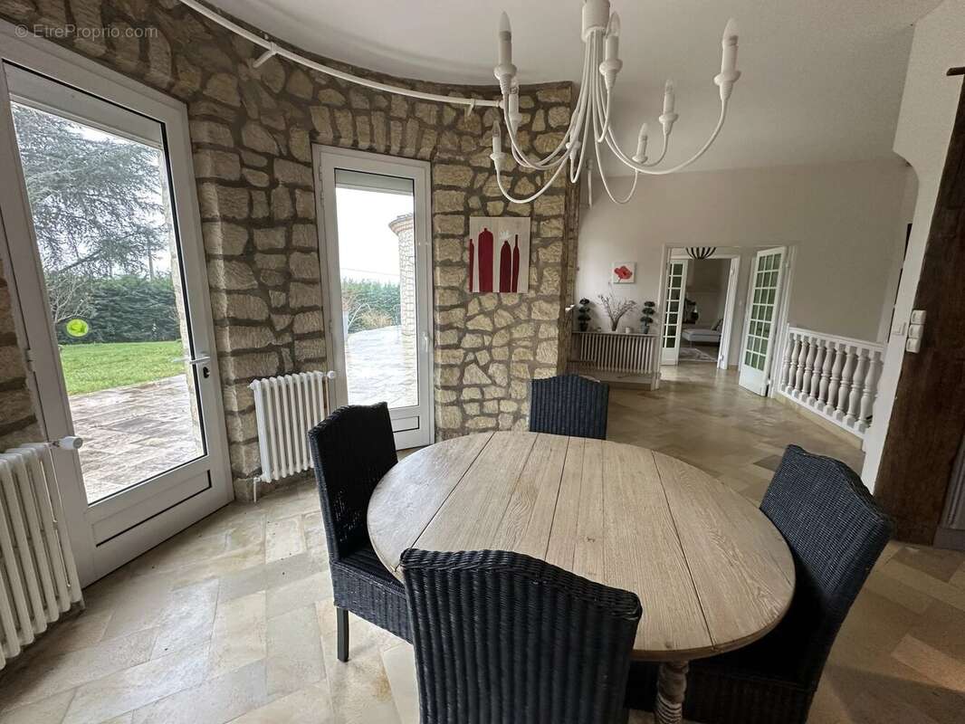 Maison à SAINTE-FOY-LA-GRANDE