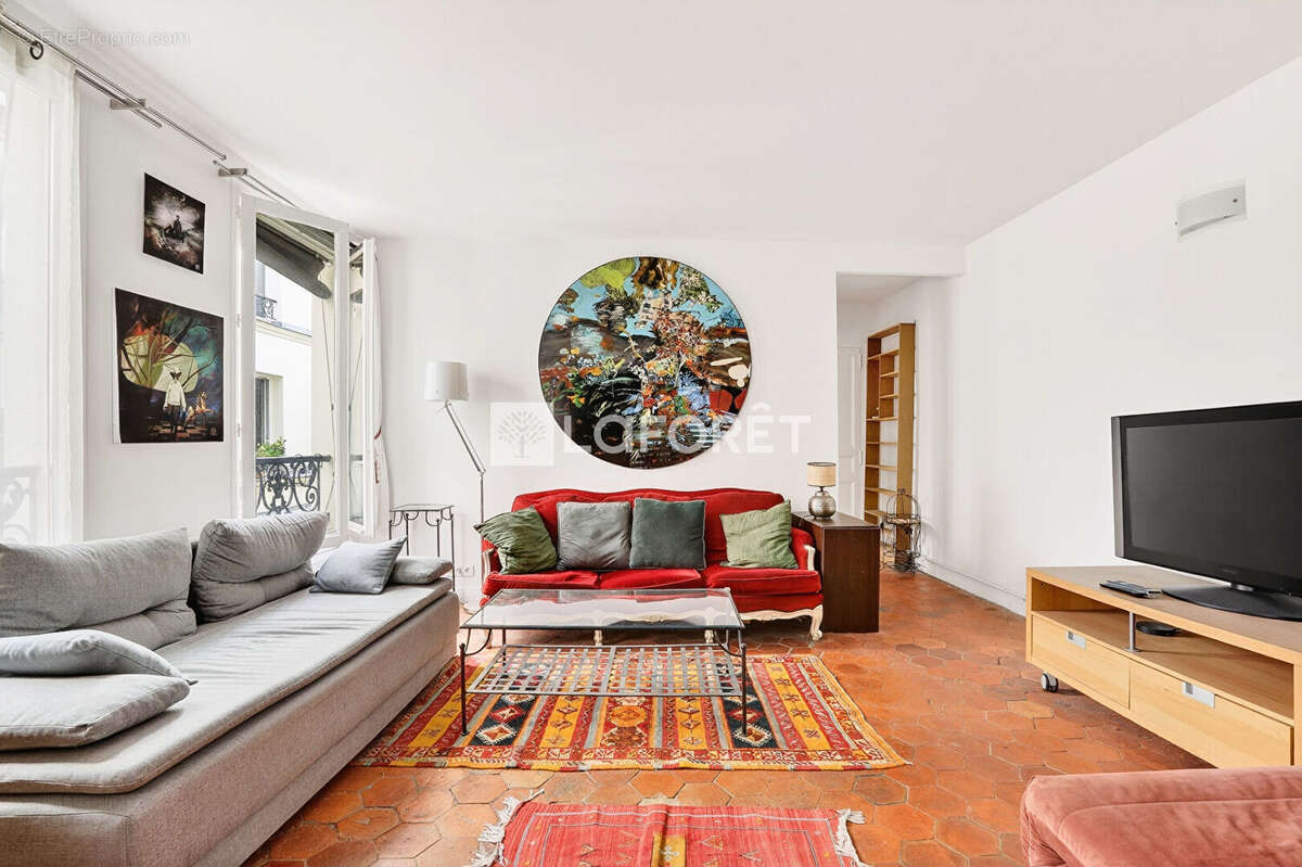 Appartement à PARIS-11E