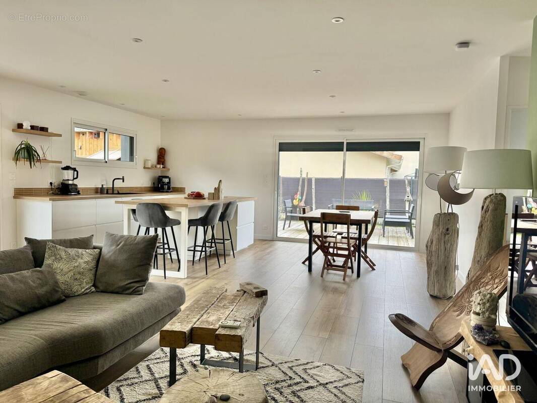 Photo 1 - Maison à BELIN-BELIET