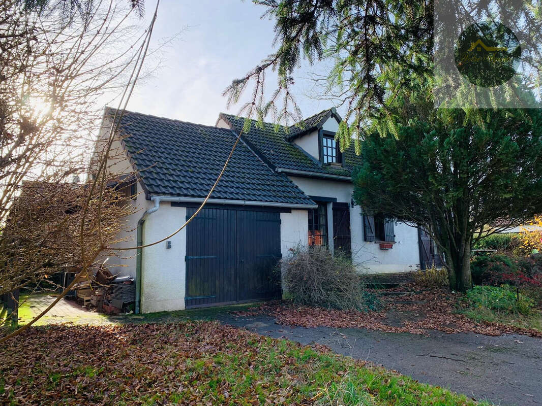 Maison à DOMATS