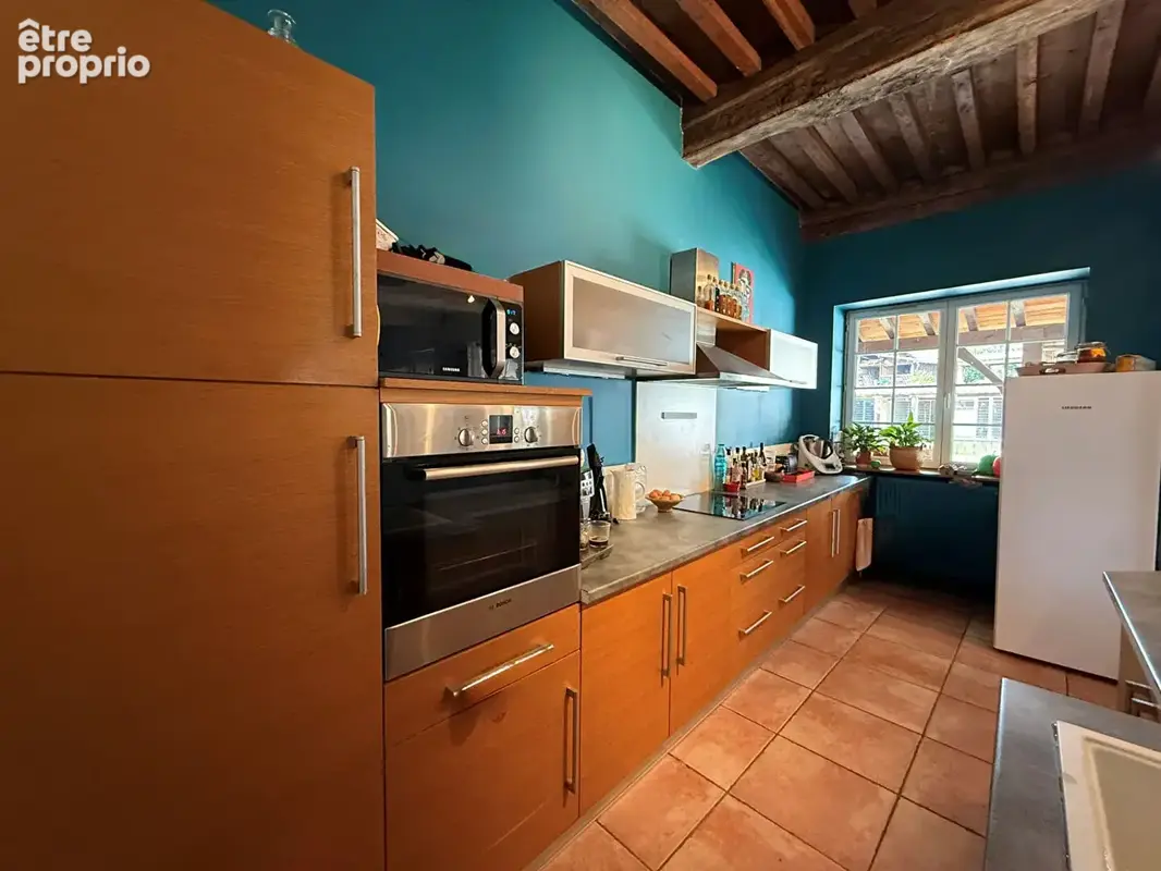 Ferme rénovée de 220 m² avec dépendances et beau terrain - photo 5