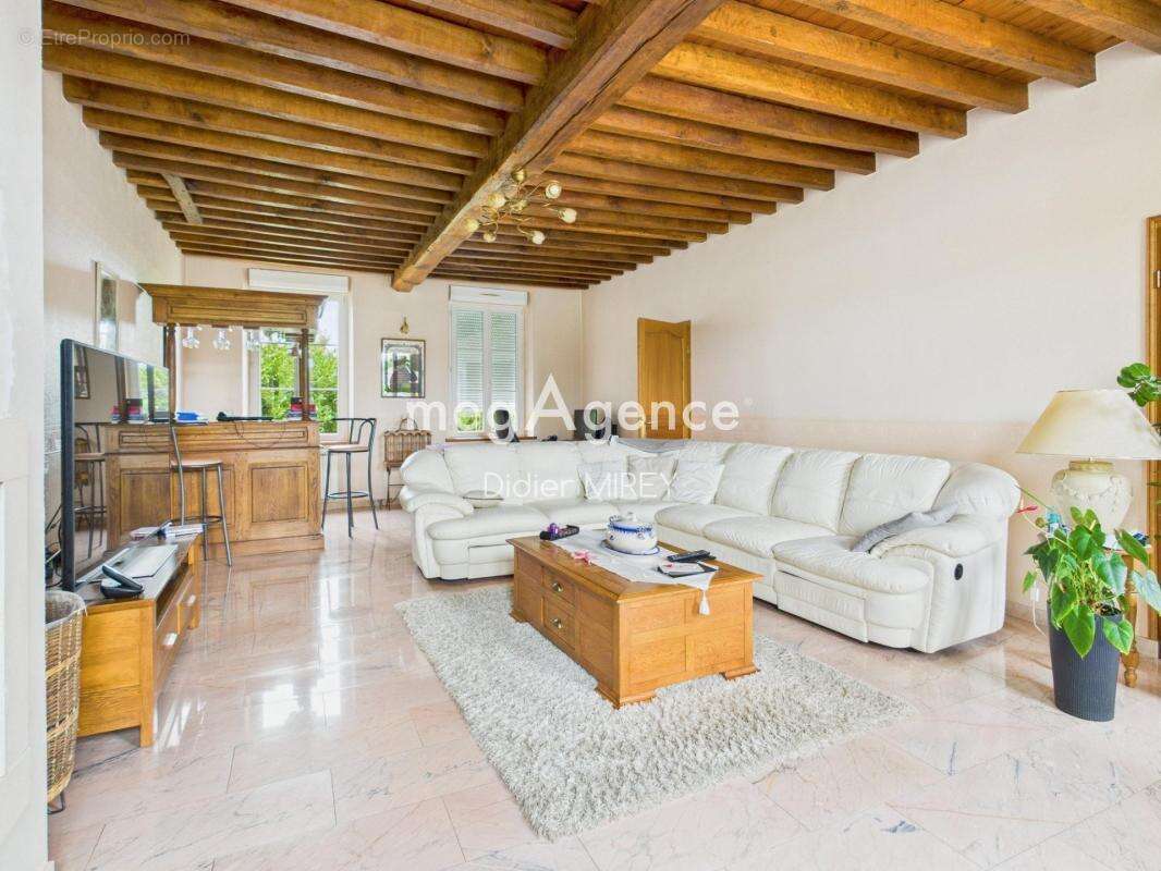 Maison à BERCENAY-EN-OTHE