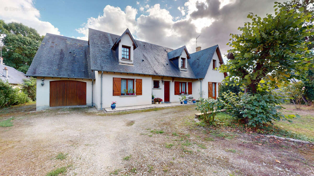 Maison à SAINT-GERMAIN-DU-PUY