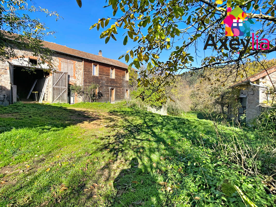 Maison à SAINT-BONNET-DES-QUARTS