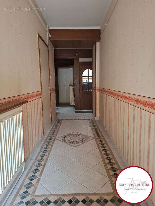 Maison à SAINT-AMAND-MONTROND