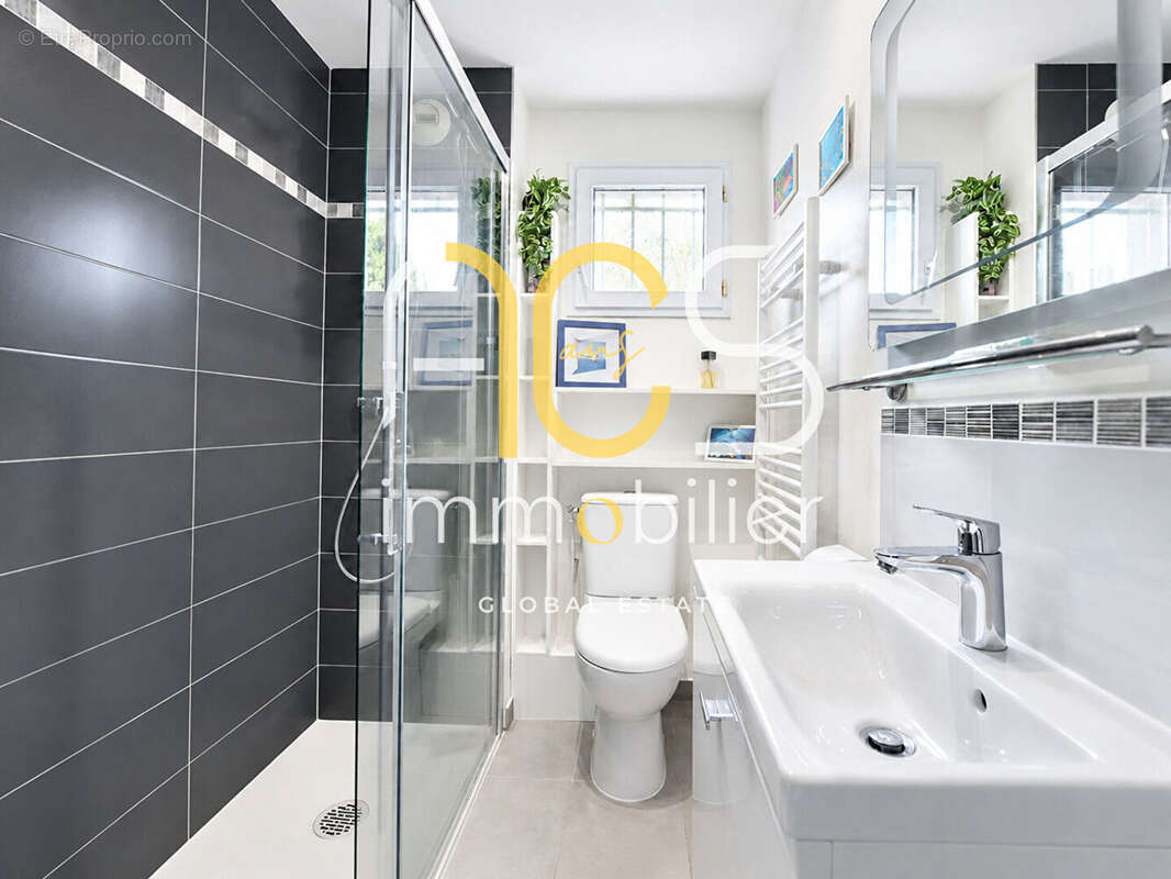 Agay -150 m plages -T3 avec loggia 10 m² - parking privatif - vue sur le fleuve - photo 14