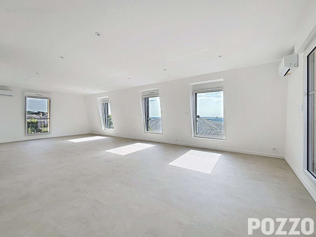 A Vendre - Avranches - Appartement 4 pièce(s) 93,92 m² vue Mont Saint Michel Parking - photo 2