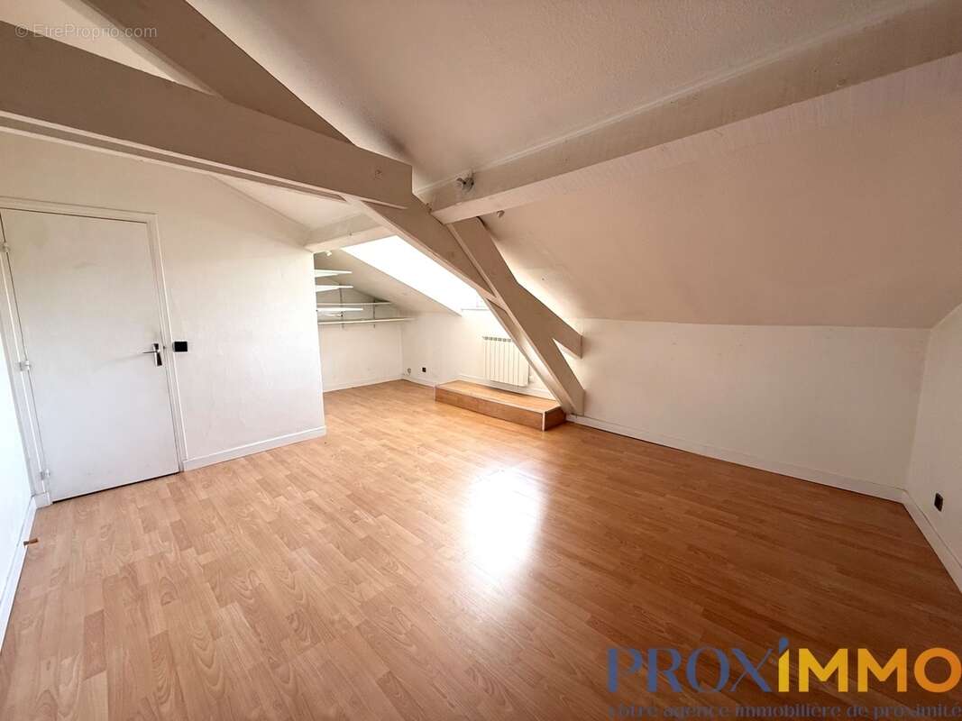 Appartement à LA BUISSE